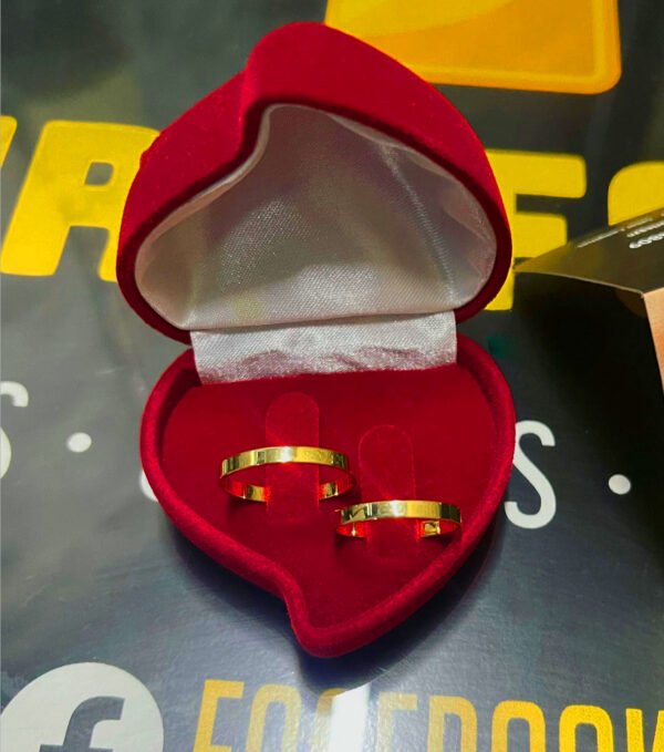 Par de alianças 2MM Tradicional Reta Lisa Ouro 18K - Image 3
