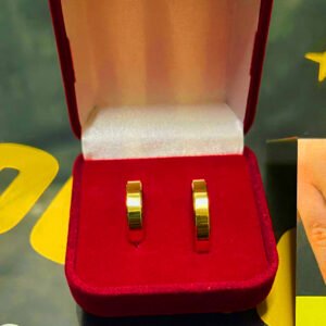 Par de alianças 4MM Reta c/ Bordas Quinadas Ouro 18K