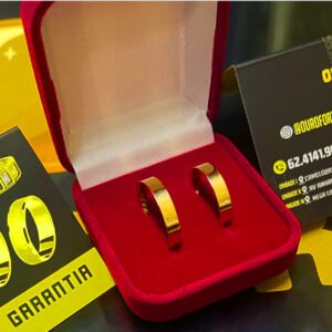 Par de alianças 4MM Reta Lisa Ouro 18K