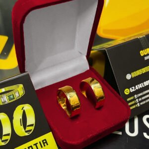 Par de alianças 6MM Modelo Reta Chanfrada Ouro 18K