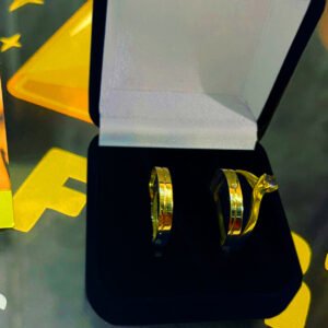 Par de alianças 3MM Reta c/ Friso Diagonal Ouro 18K