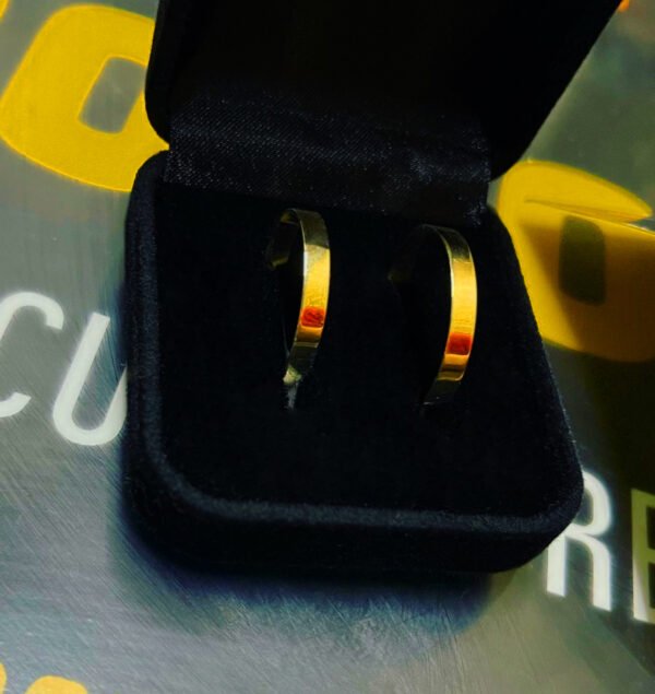 Par de alianças 3MM Tradicional Reta Lisa Ouro 18K